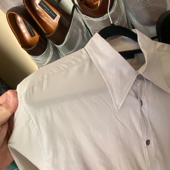 AUTHENTIC GUCCI MENS LIGHT GRAY BUTTON DOWN DRESS SHIRT IN EUC. - Picture 8 of 13